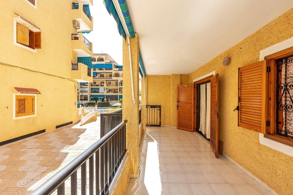 Huoneisto La Mata, Alicante, Espanja 2 makuuhuonetta, 65 m2 No. 183591
