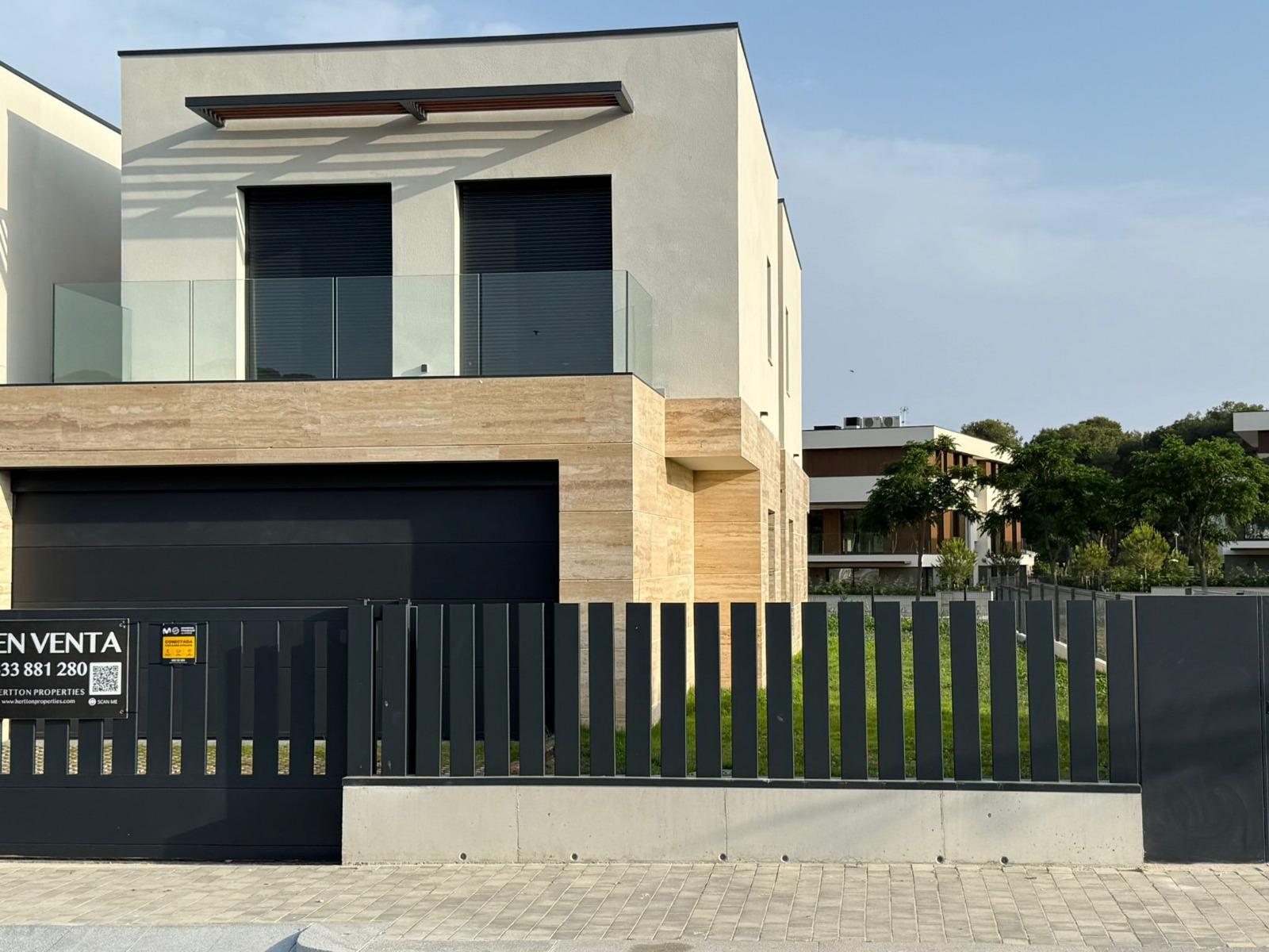 Casa a S'Agaro, Girona, Spagna 4 camere da letto, 232 mq. N° 156055