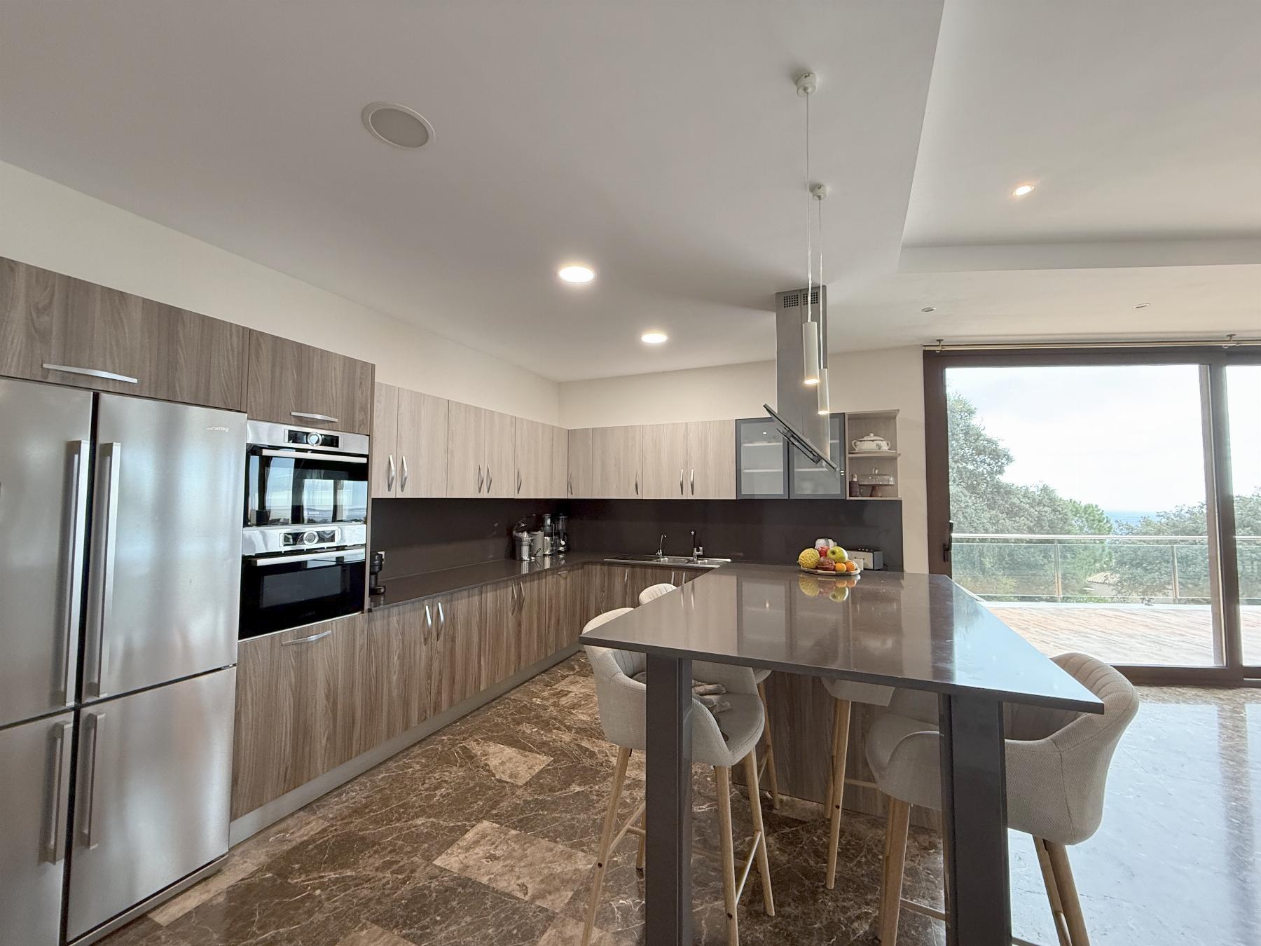 Villa in Castell d'Aro, Girona, Spanien 5 Schlafzimmer, 640 m2 Nr. 156054