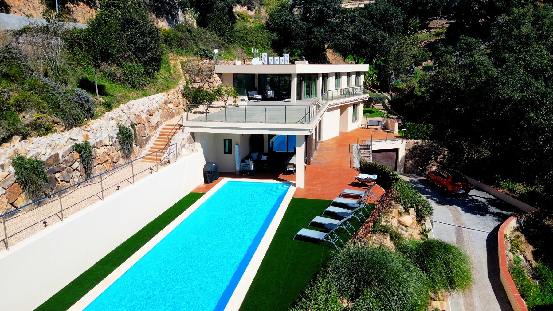 Villa in Castell d'Aro, Girona, Spanien 5 Schlafzimmer, 640 m2 Nr. 156054