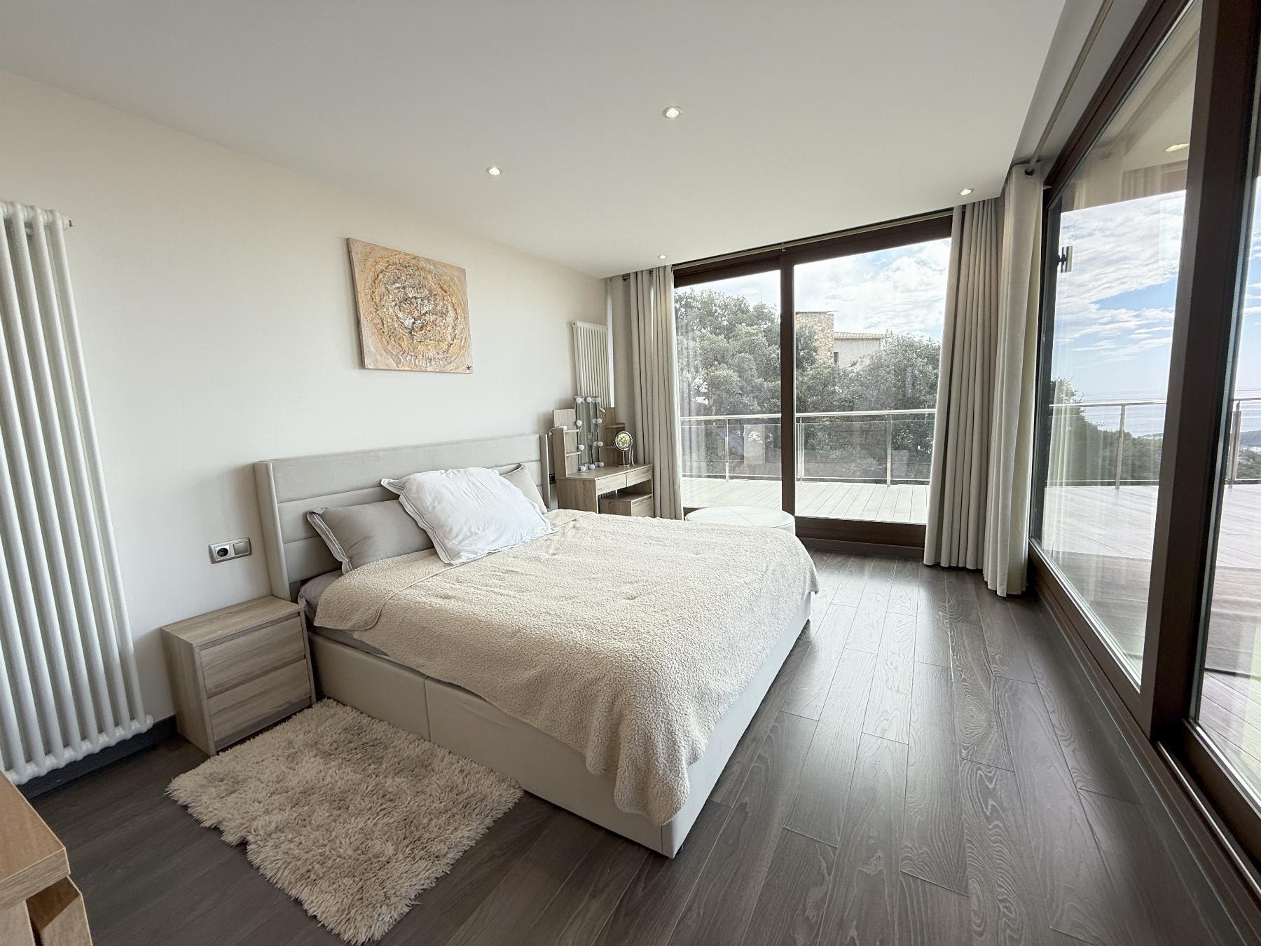 Villa in Castell d'Aro, Girona, Spanien 5 Schlafzimmer, 640 m2 Nr. 156054