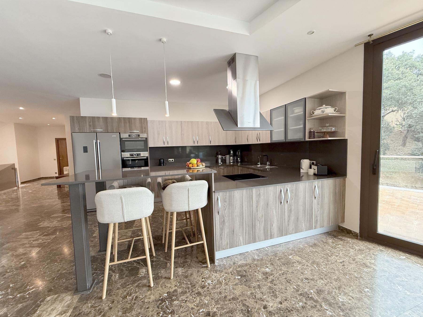Villa in Castell d'Aro, Girona, Spanien 5 Schlafzimmer, 640 m2 Nr. 156054