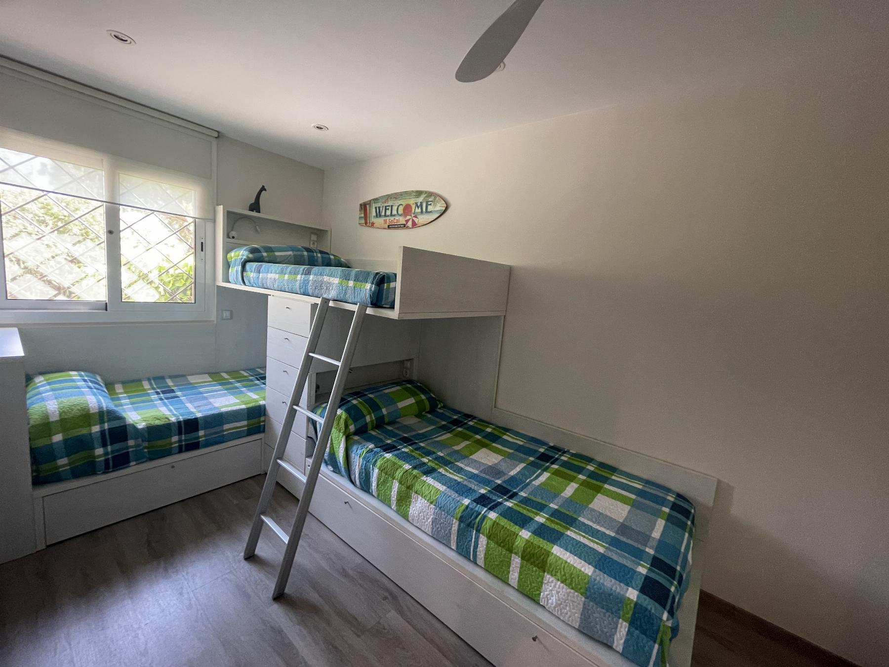 Lägenhet i Castell-Platja d'Aro, Girona, Spanien 3 sovrum, 85 kvm. Nr. 156052