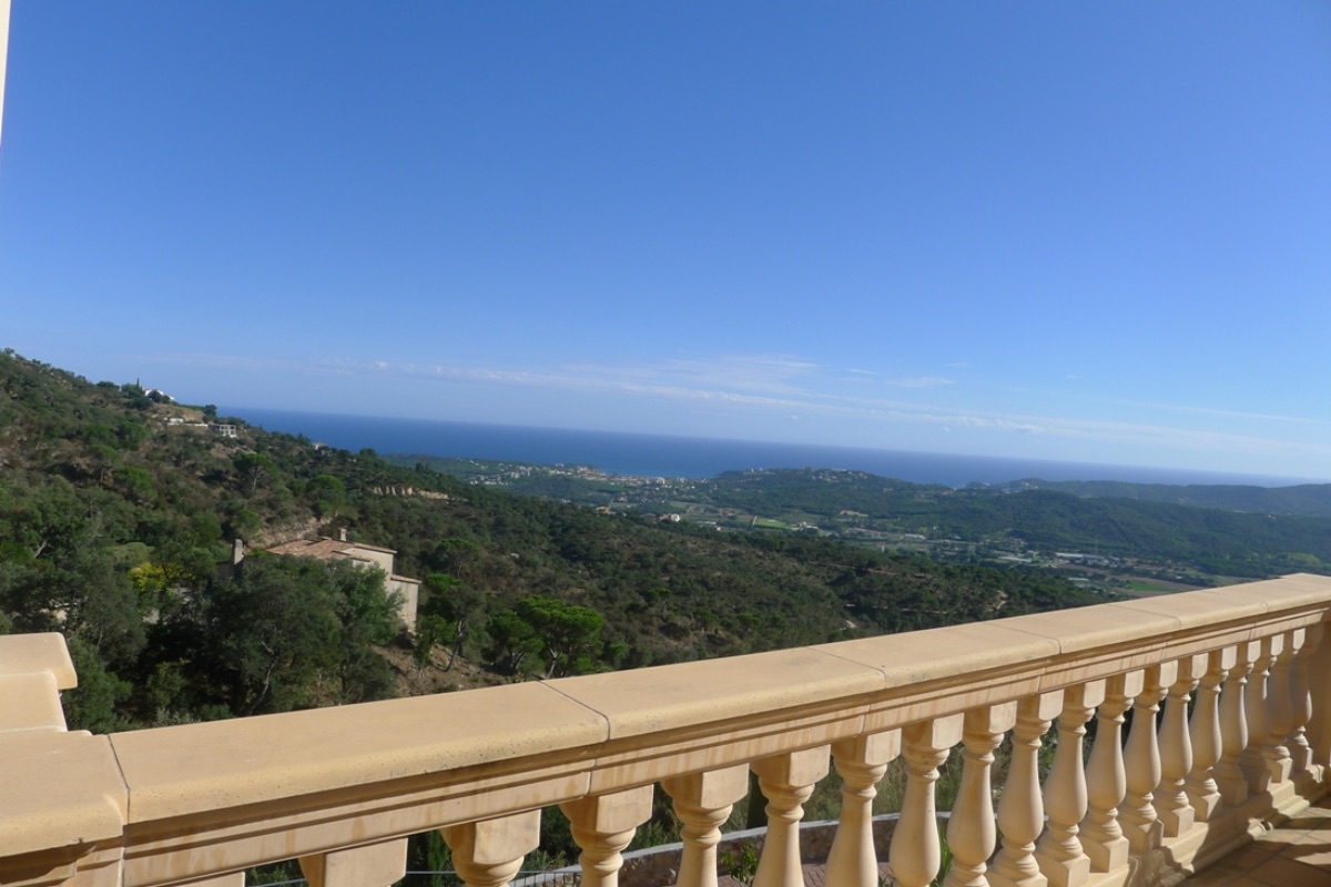 Hus i Platja D'aro, Girona, Spanien 6 sovrum, 417 kvm. Nr. 156053