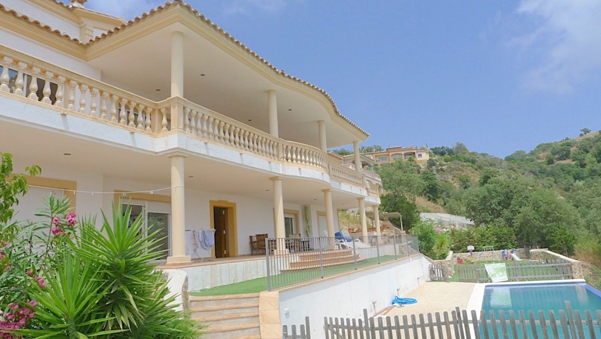 Hus i Platja D'aro, Girona, Spanien 6 sovrum, 417 kvm. Nr. 156053