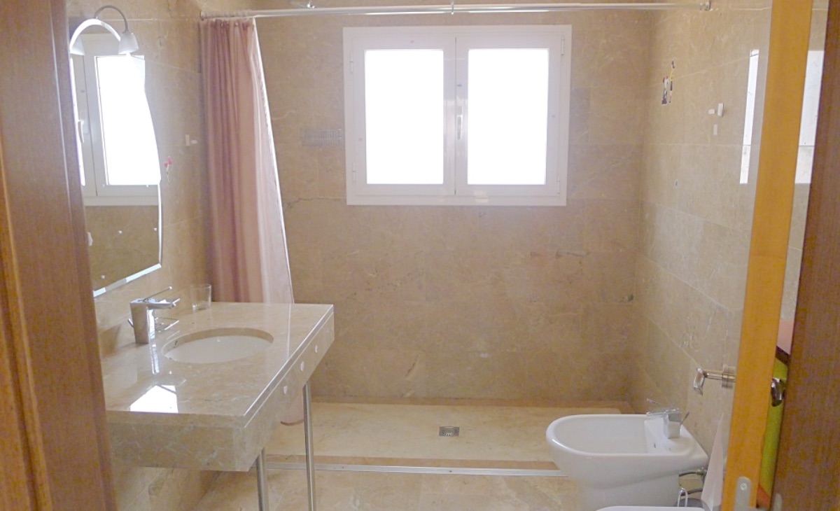 Hus i Platja D'aro, Girona, Spanien 6 sovrum, 417 kvm. Nr. 156053