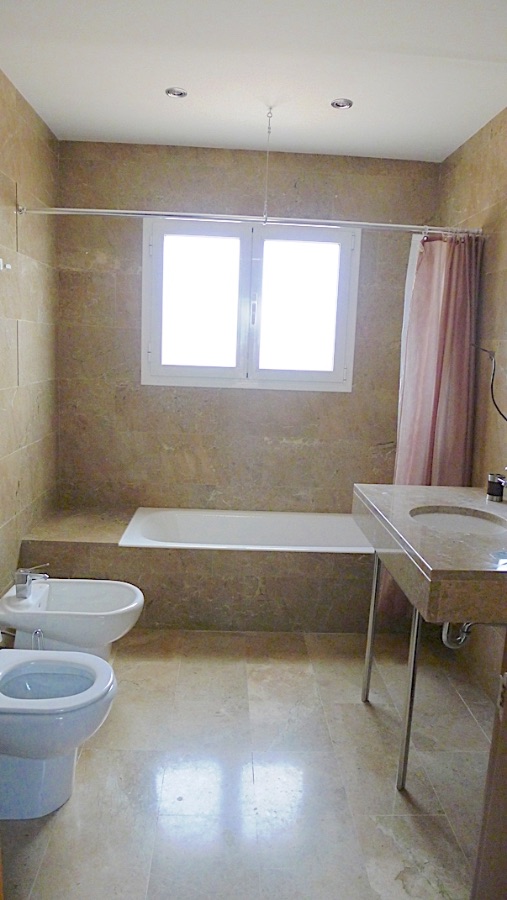 Hus i Platja D'aro, Girona, Spanien 6 sovrum, 417 kvm. Nr. 156053