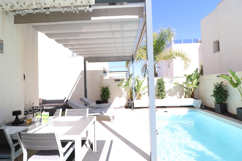 Villa in Ciudad Quesada, Alicante, Spanien 2 Schlafzimmer, 94 m2 Nr. 145231