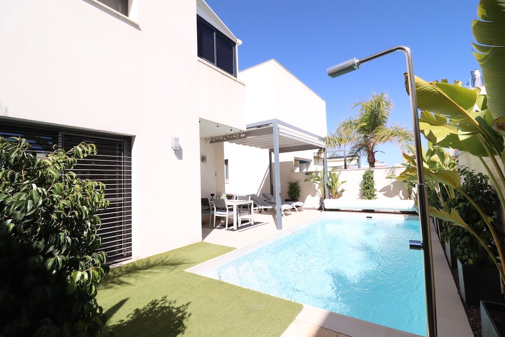 Villa in Ciudad Quesada, Alicante, Spanien 2 Schlafzimmer, 94 m2 Nr. 145231