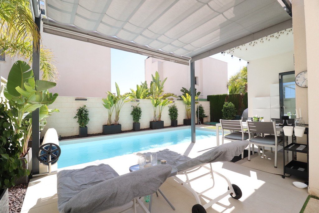 Villa in Ciudad Quesada, Alicante, Spanien 2 Schlafzimmer, 94 m2 Nr. 145231