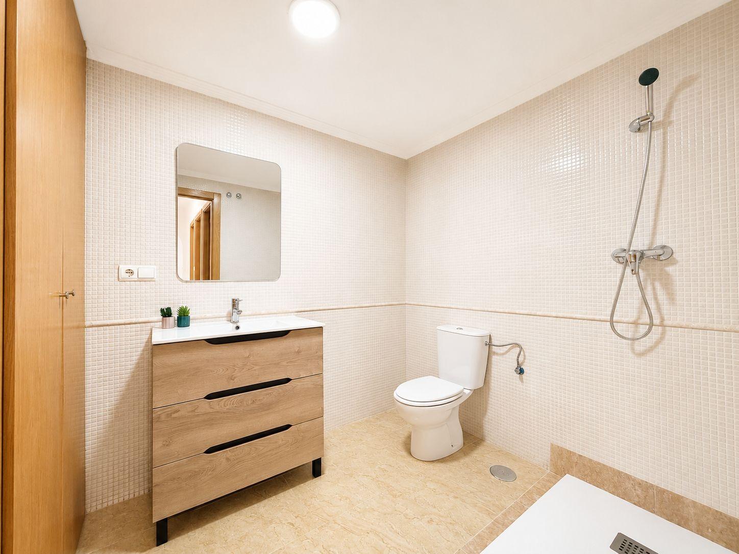 Zemes gabals Torrevieja, Alicante, Spānijā 2 istabas, 83 m2 Nr. 195633