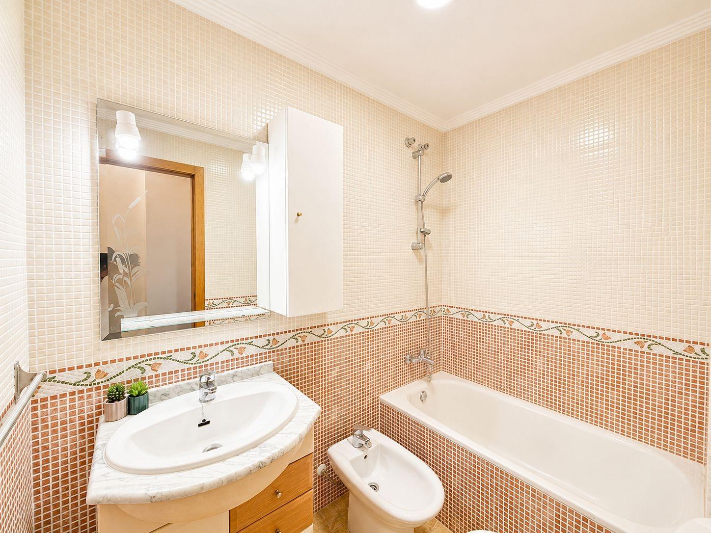 Zemes gabals Torrevieja, Alicante, Spānijā 2 istabas, 83 m2 Nr. 195633