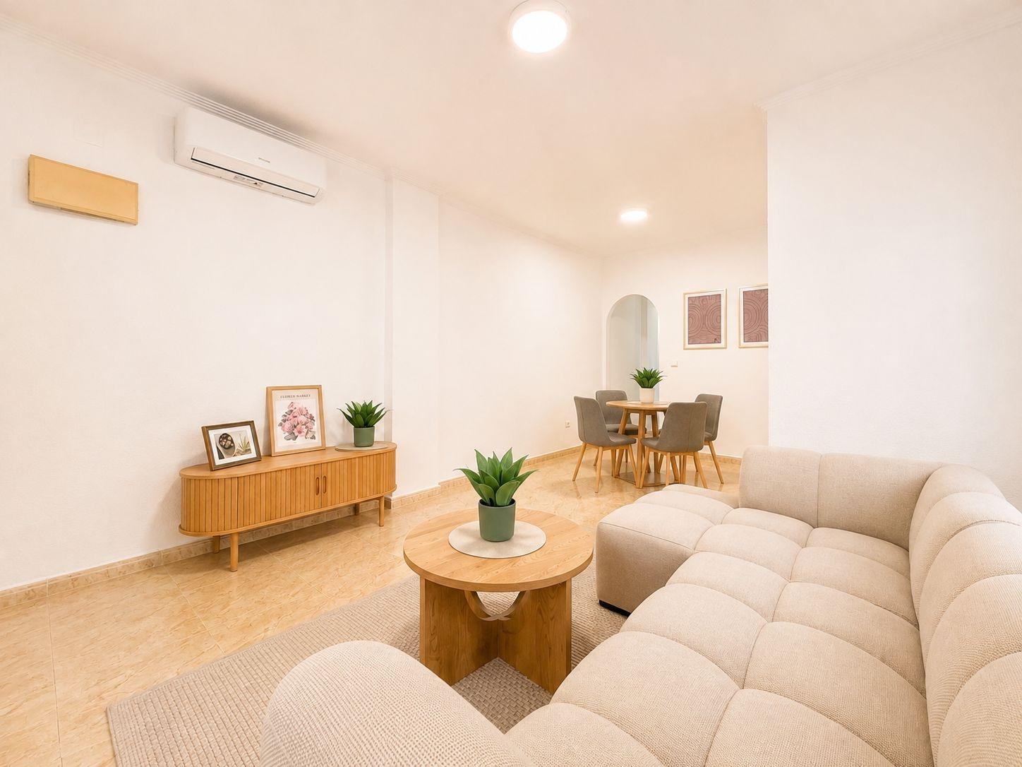 Zemes gabals Torrevieja, Alicante, Spānijā 2 istabas, 83 m2 Nr. 195633