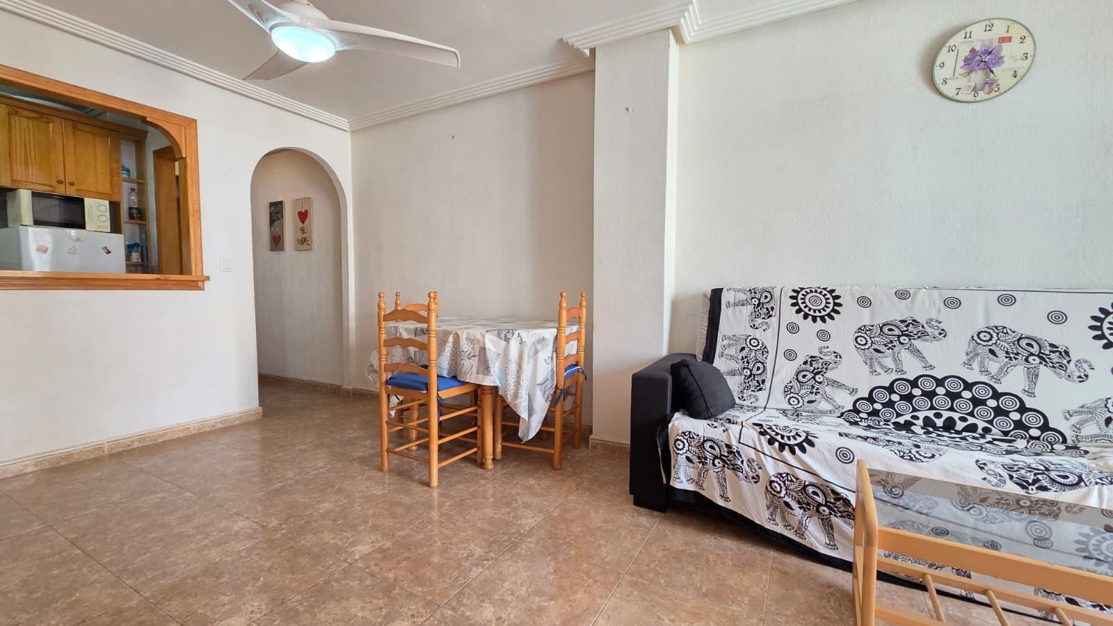 Apartment in Torrevieja, Alicante, Spain 2 bedrooms, 57 sq.m. No. 195634