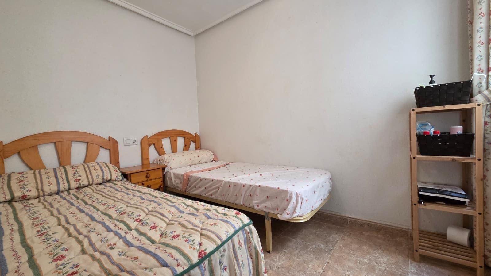 Apartment in Torrevieja, Alicante, Spain 2 bedrooms, 57 sq.m. No. 195634