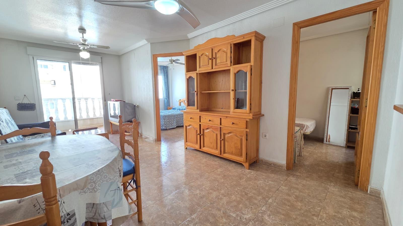 Apartment in Torrevieja, Alicante, Spain 2 bedrooms, 57 sq.m. No. 195634