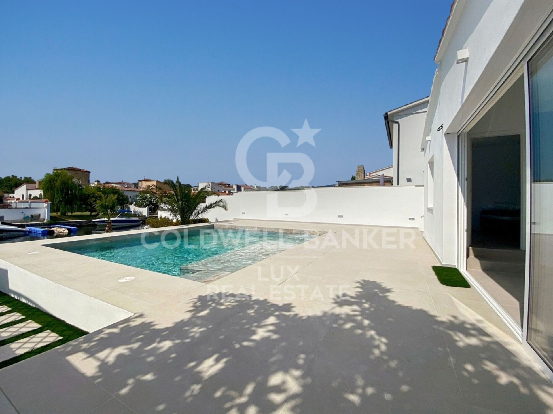 Villa Empuriabrava, Girona, Spānijā 3 istabas, 138 m2 Nr. 160265