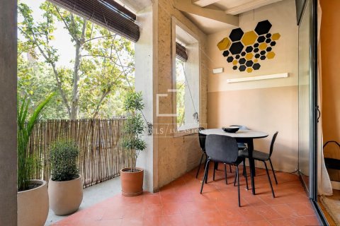 Huoneisto Barcelona, Espanja 2 makuuhuonetta, 75 m2 No. 195596