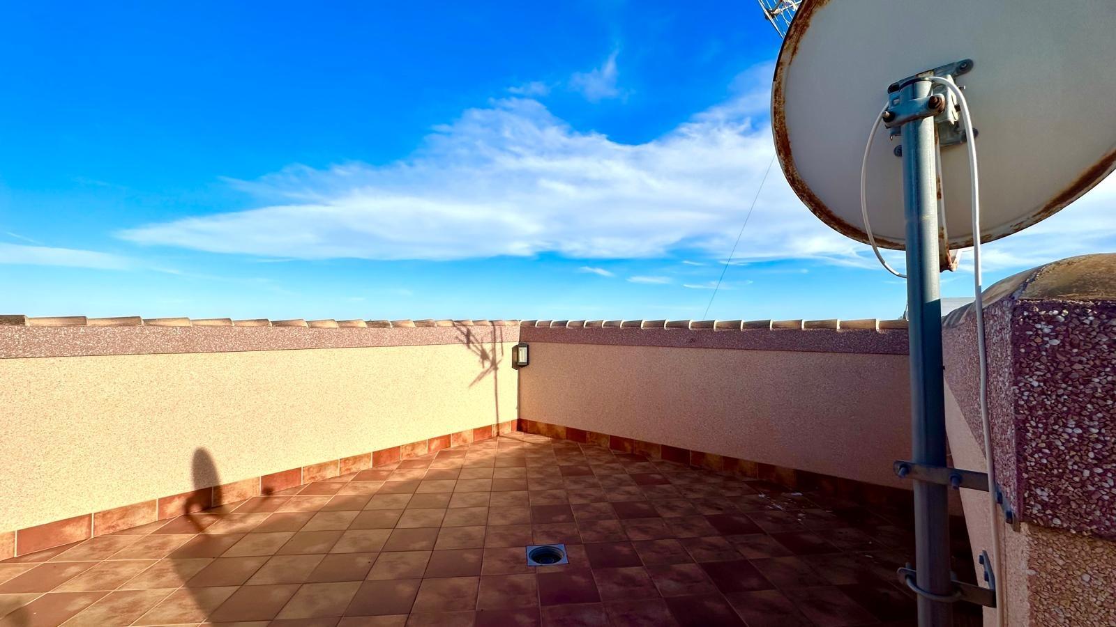 Kaupunkipientalo Torrevieja, Alicante, Espanja 4 makuuhuonetta, 260 m2 No. 192327