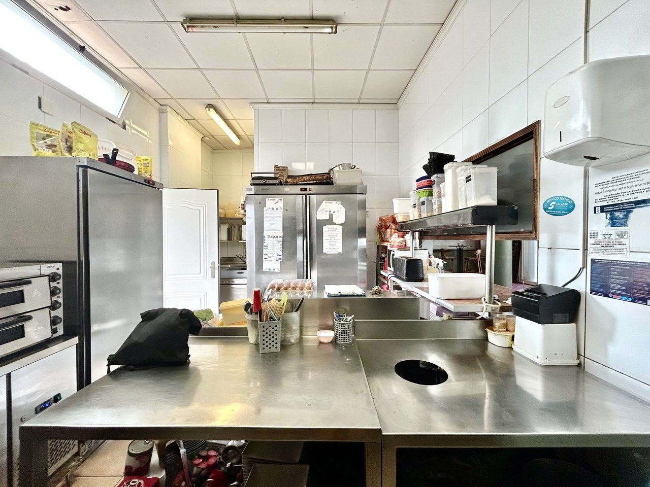Propiedad comercial en Villamartin, Alicante, España 109 m2 No. 192321