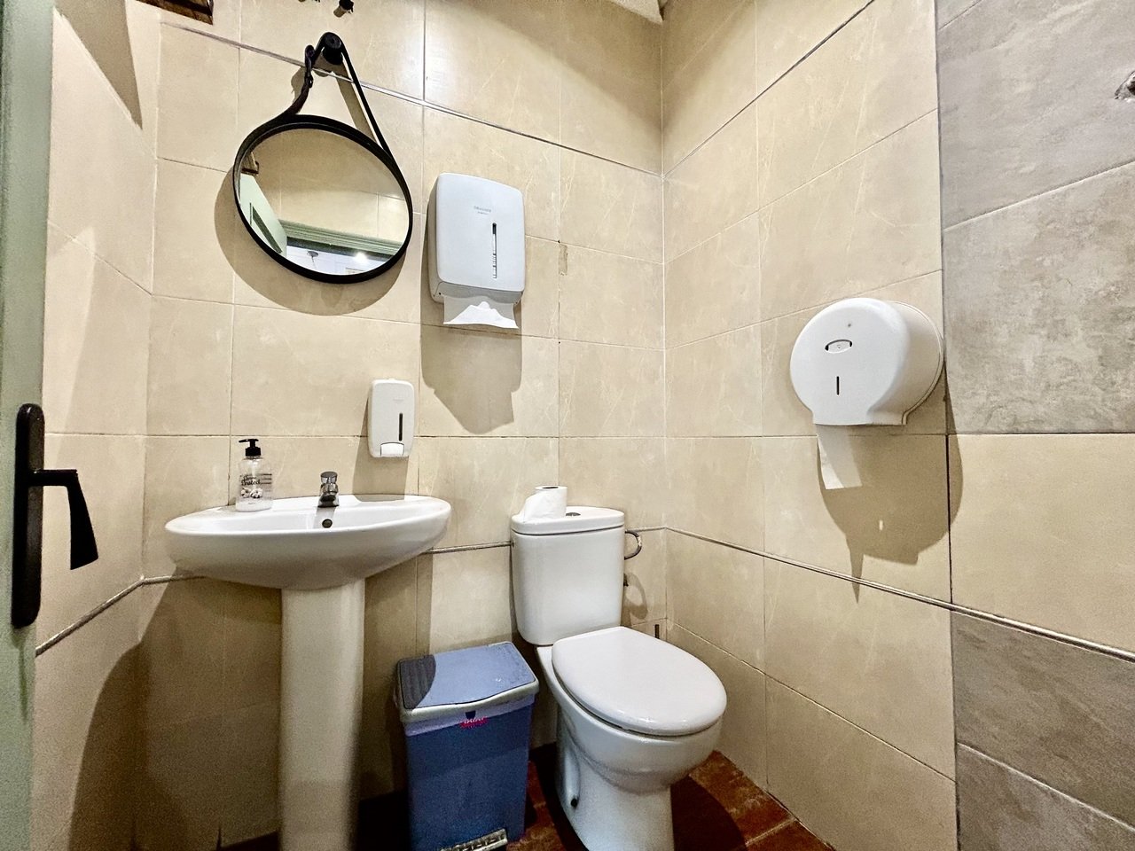 Propiedad comercial en Villamartin, Alicante, España 109 m2 No. 192321