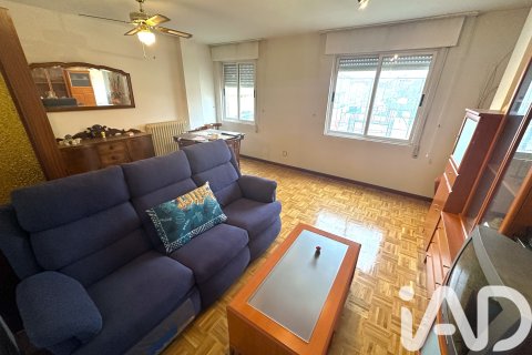 Apartment in San Andres del Rabanedo, Leon, Spain 3 bedrooms, 93 sq.m. No. 185164