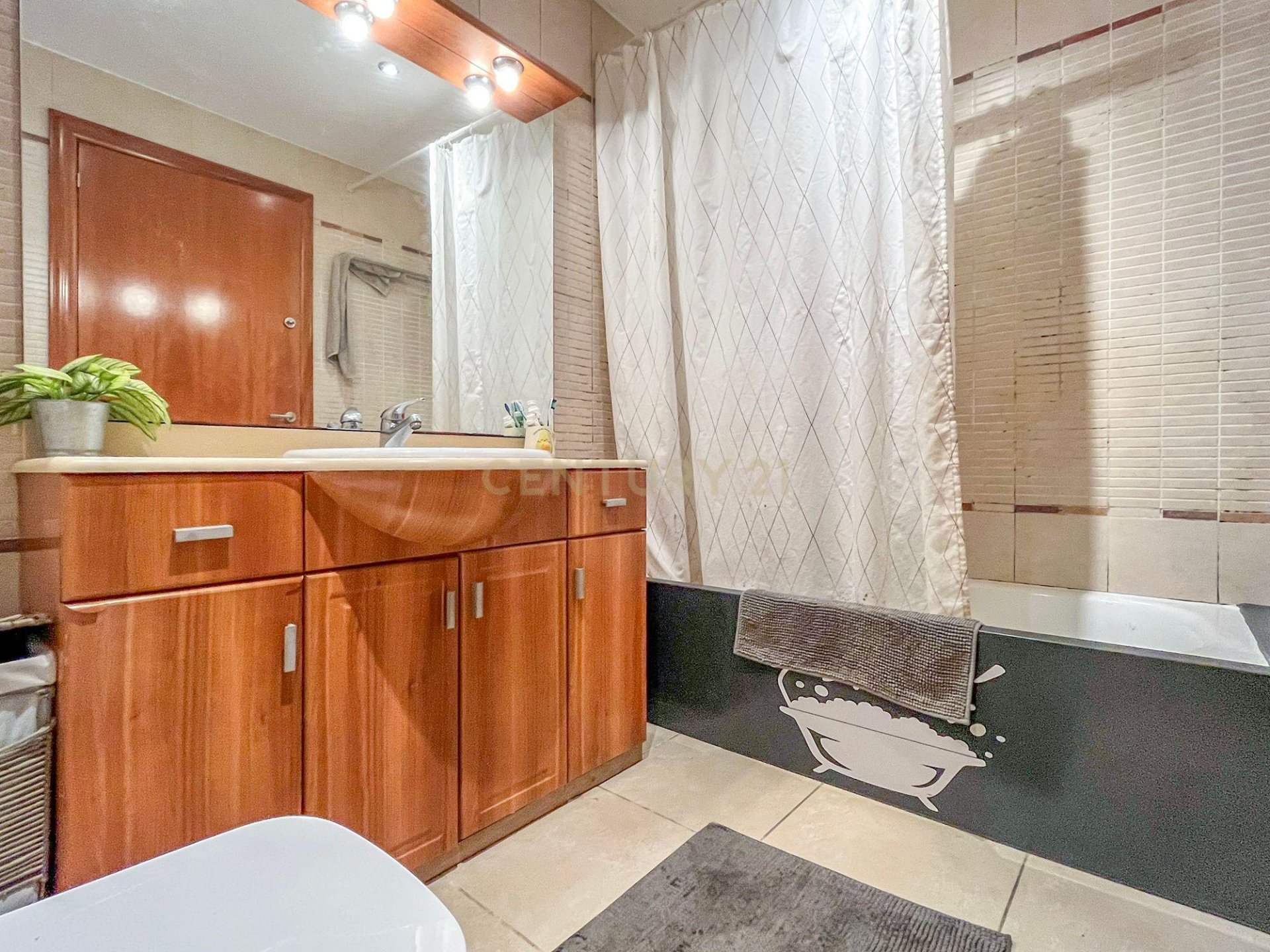 Dzīvoklis Mataro, Barcelona, Spānijā 2 istabas, 130 m2 Nr. 173976