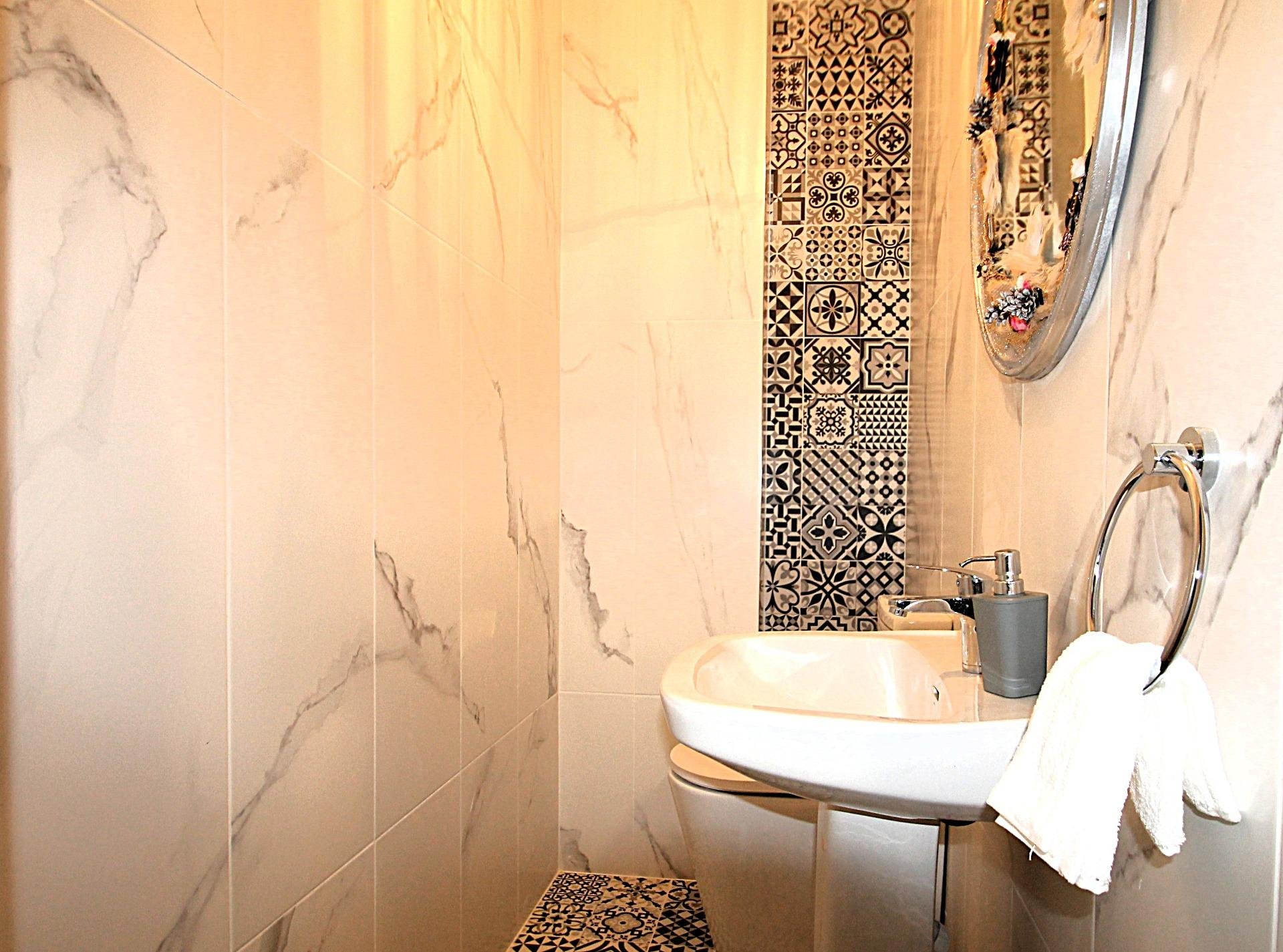 Liikekiinteistö Torrevieja, Alicante, Espanja 3 makuuhuonetta, 105 m2 No. 144342