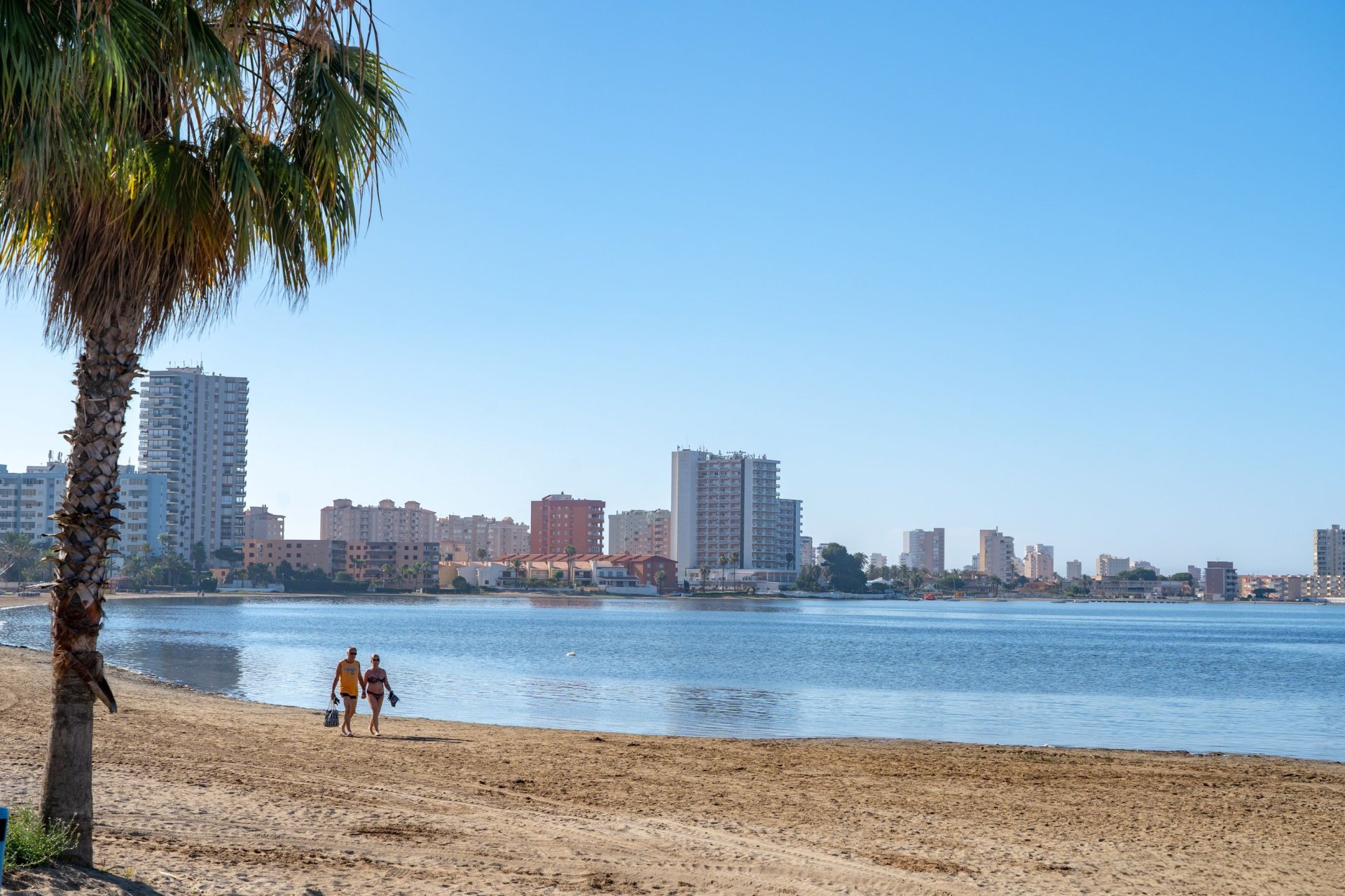 Bungalowi La Manga del Mar Menor, Murcia, Espanja 3 makuuhuonetta, 105 m2 No. 195557