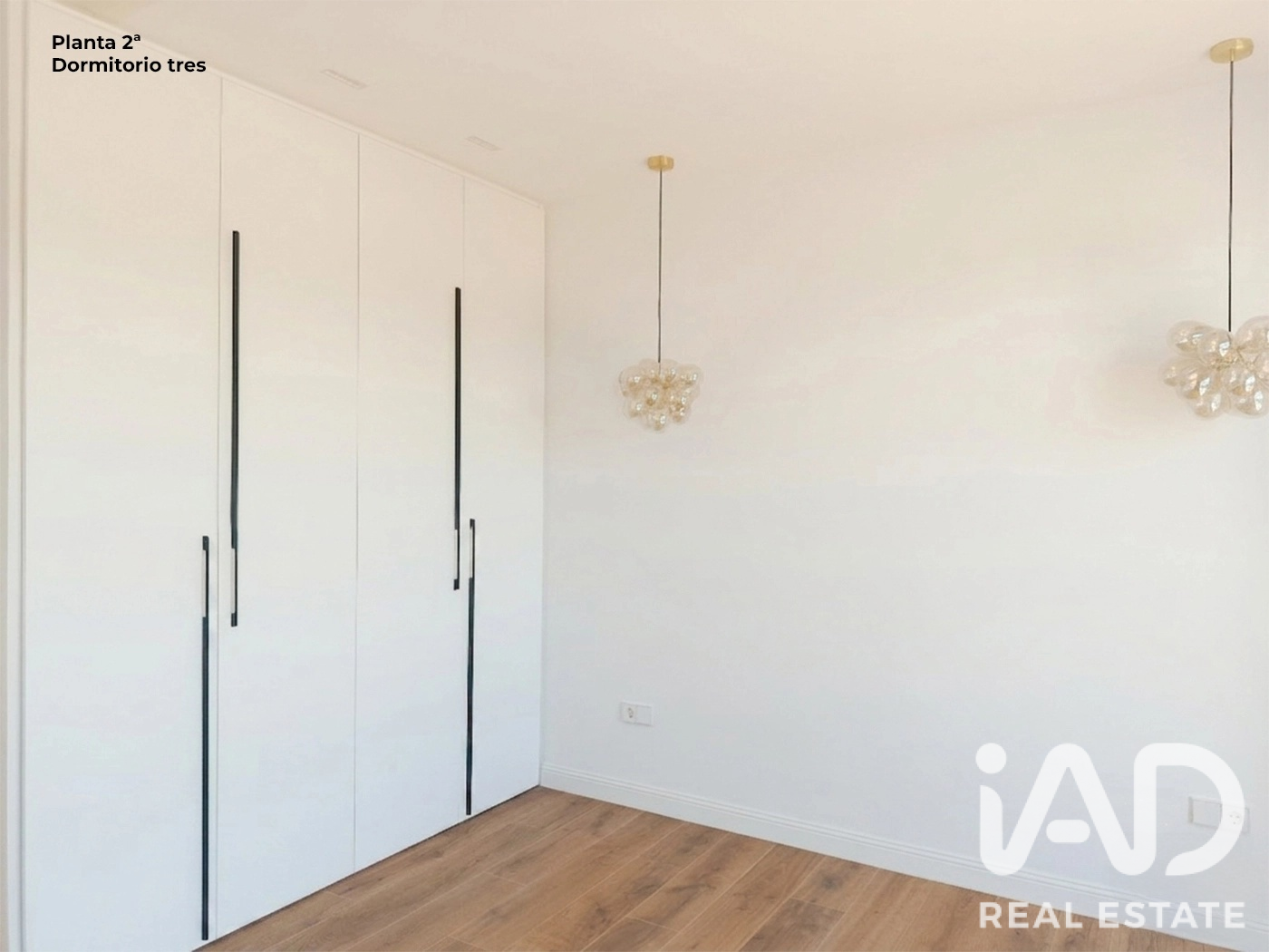 Talo Villaviciosa de Odon, Madrid, Espanja 5 makuuhuonetta, 412 m2 No. 193535