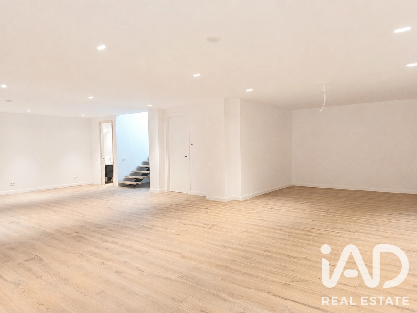 Talo Villaviciosa de Odon, Madrid, Espanja 5 makuuhuonetta, 412 m2 No. 193535