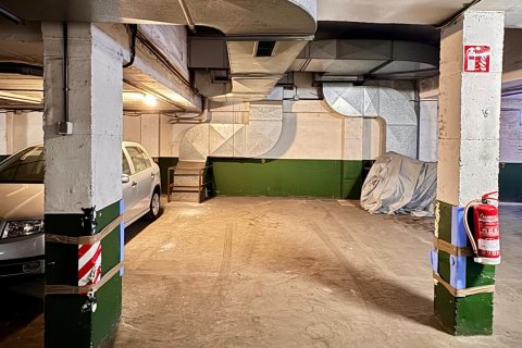 Garage in Madrid, Spanien 31 m2 Nr. 193531