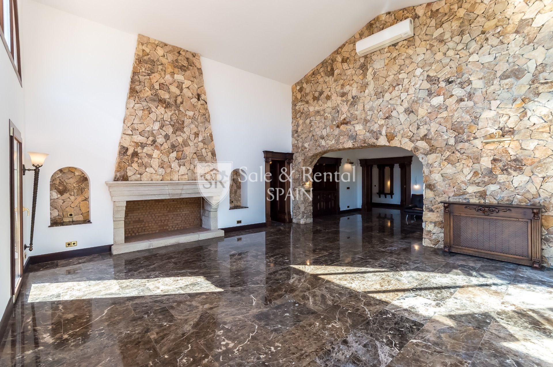 House in Blanes, Girona, Spanien 4 Schlafzimmer, 400 m2 Nr. 166491