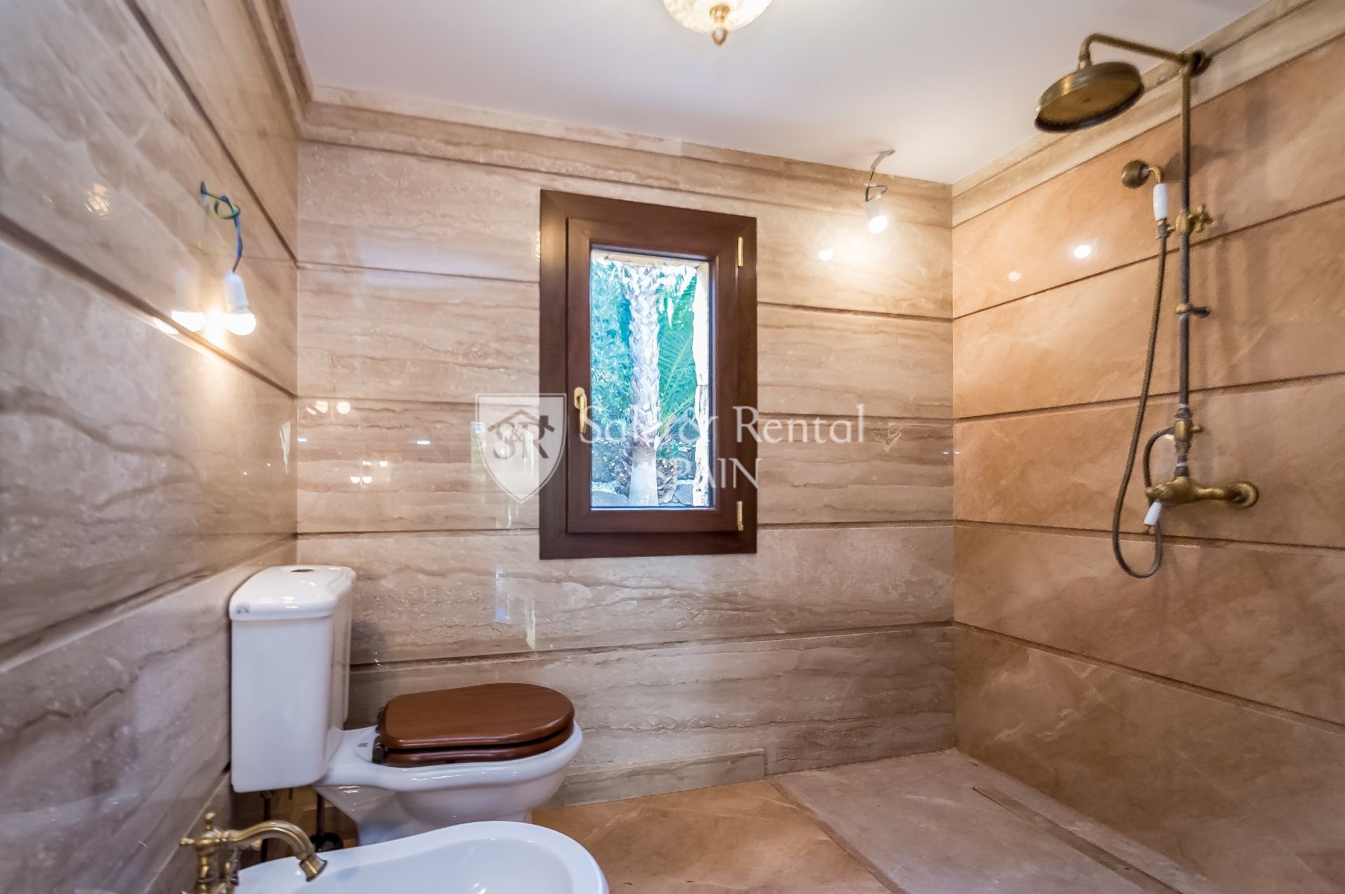 House in Blanes, Girona, Spanien 4 Schlafzimmer, 400 m2 Nr. 166491
