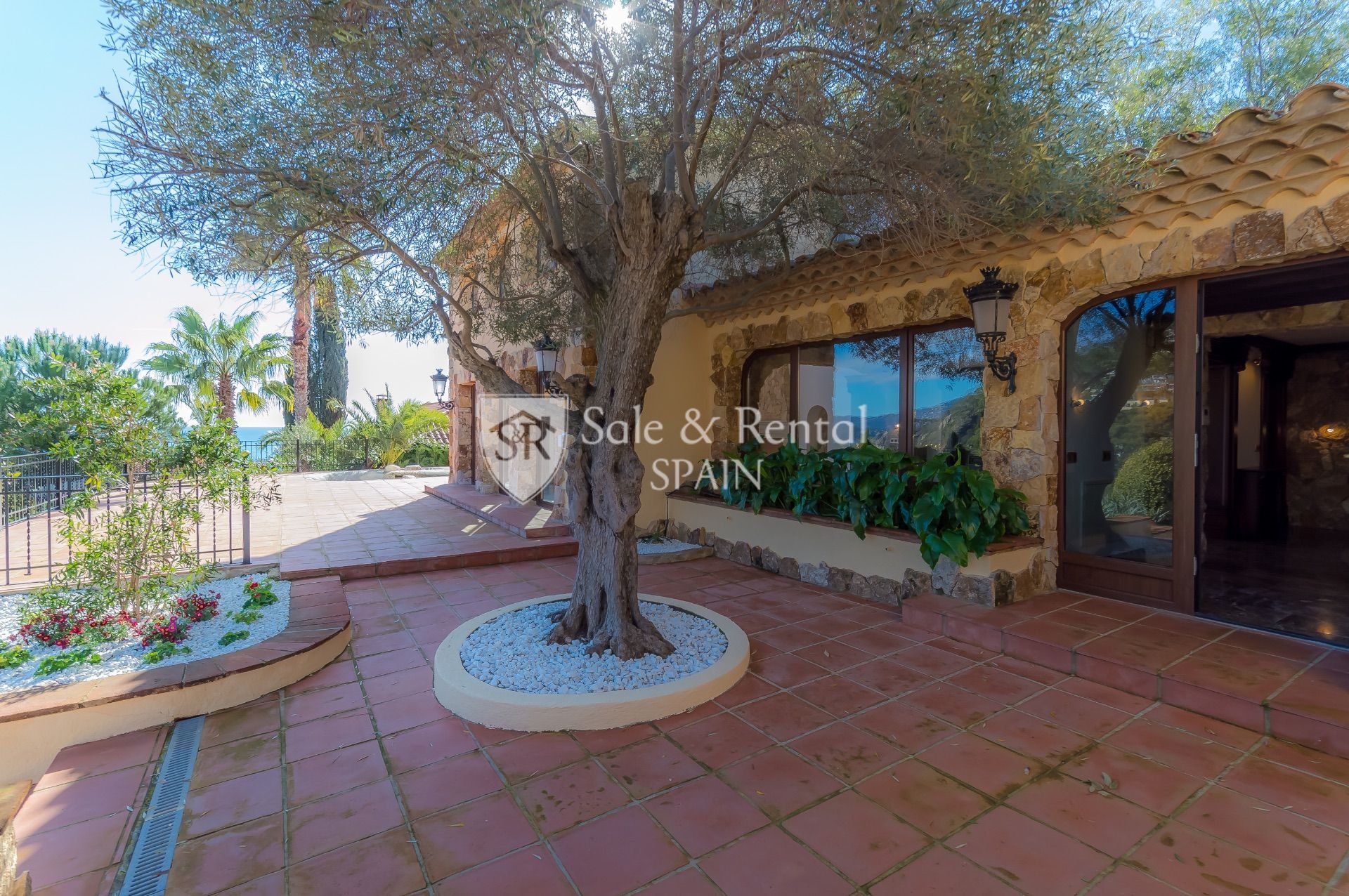 House in Blanes, Girona, Spanien 4 Schlafzimmer, 400 m2 Nr. 166491