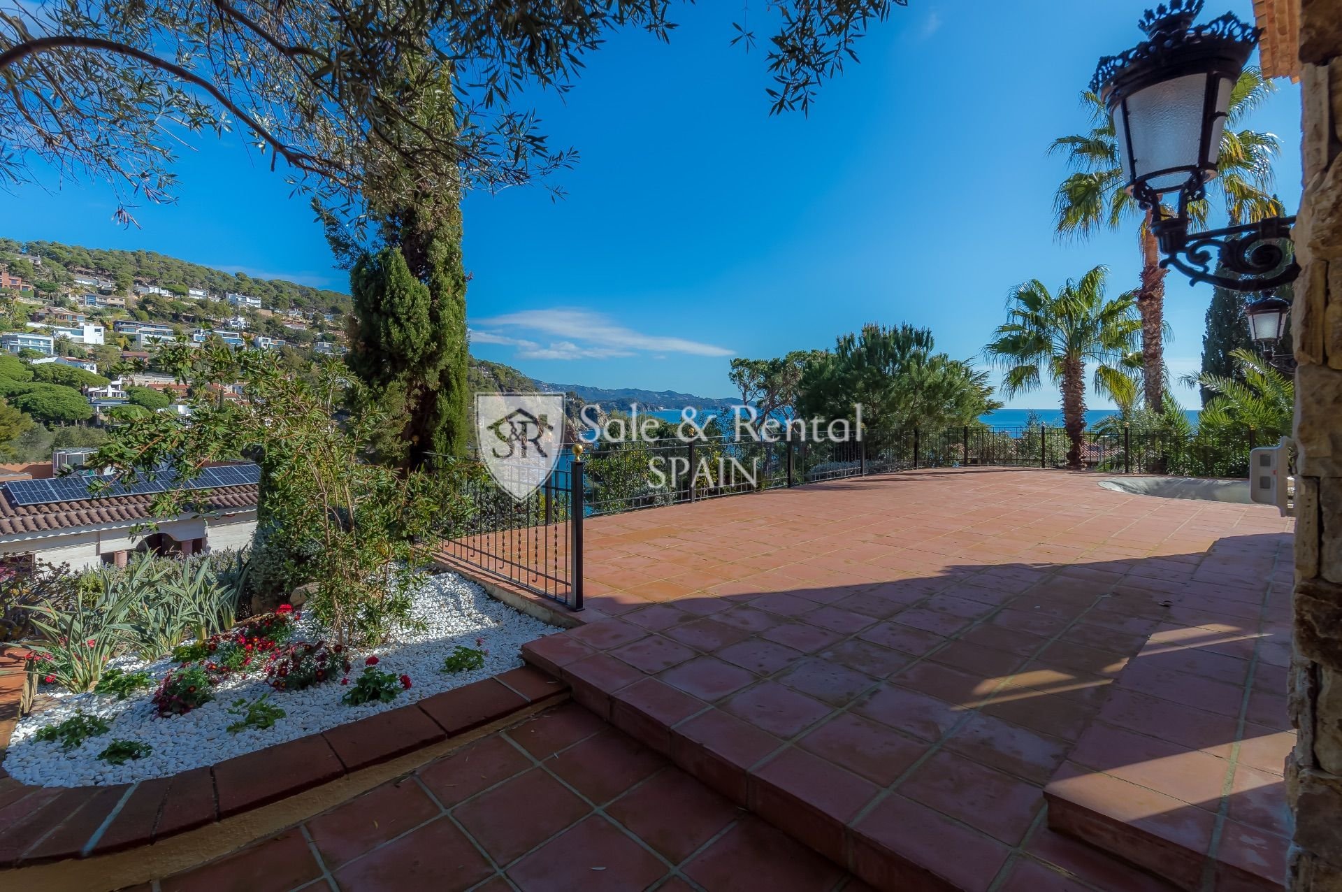 House in Blanes, Girona, Spanien 4 Schlafzimmer, 400 m2 Nr. 166491
