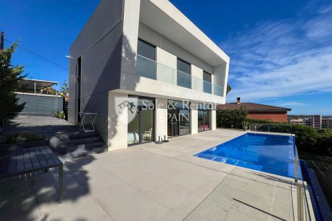 House à Sant Feliu de Guixols, Girona, Espagne 5 chambres, 270 m2 No. 166492