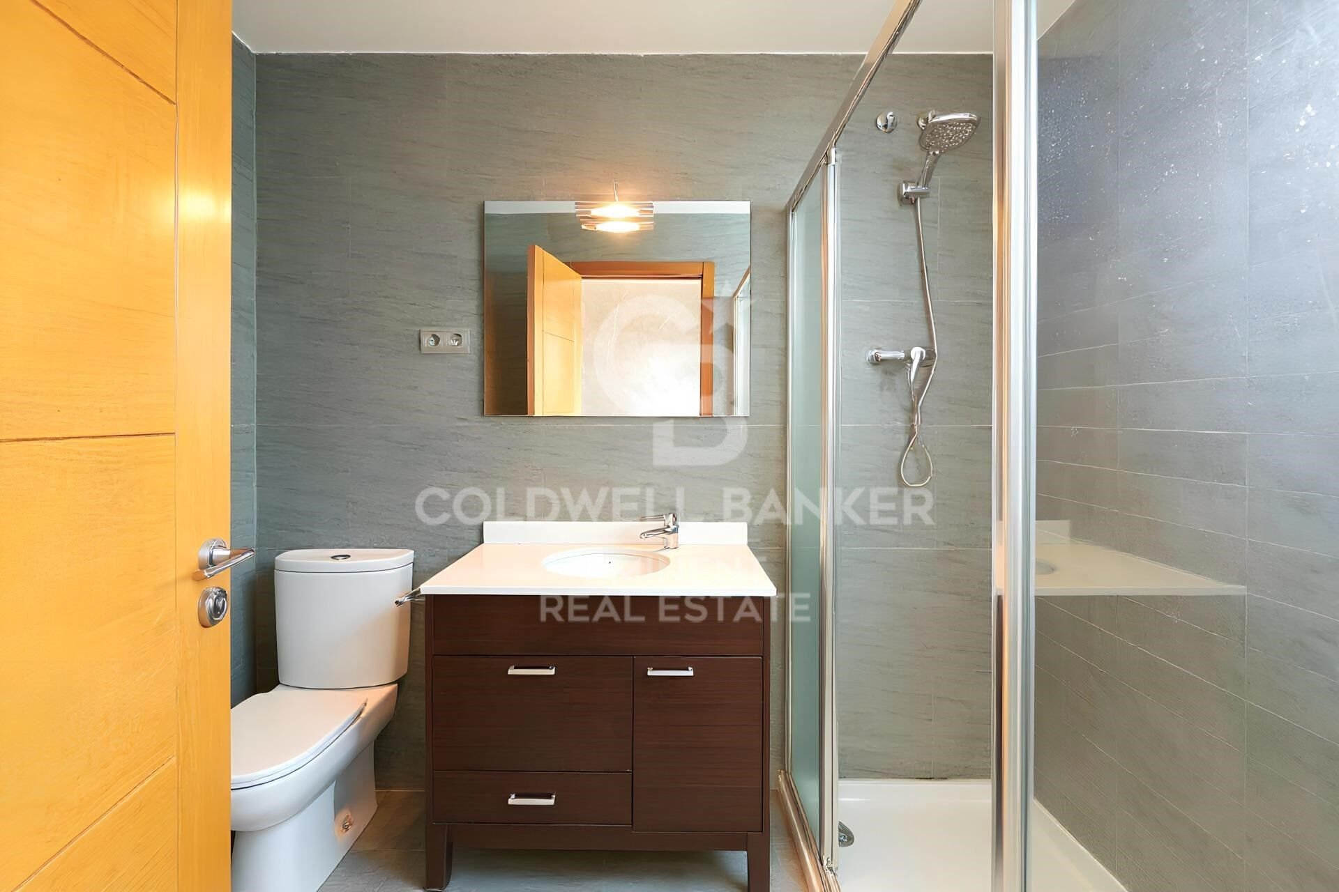 Apartment in Barcelona, Spain 2 bedrooms, 80 sq.m. No. 157452