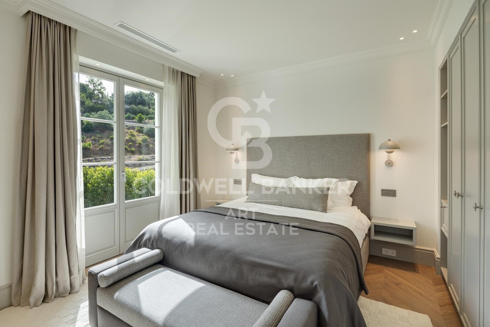 Villa a Benahavis, Malaga, Spagna 5 camere da letto, 695 mq. N° 157456