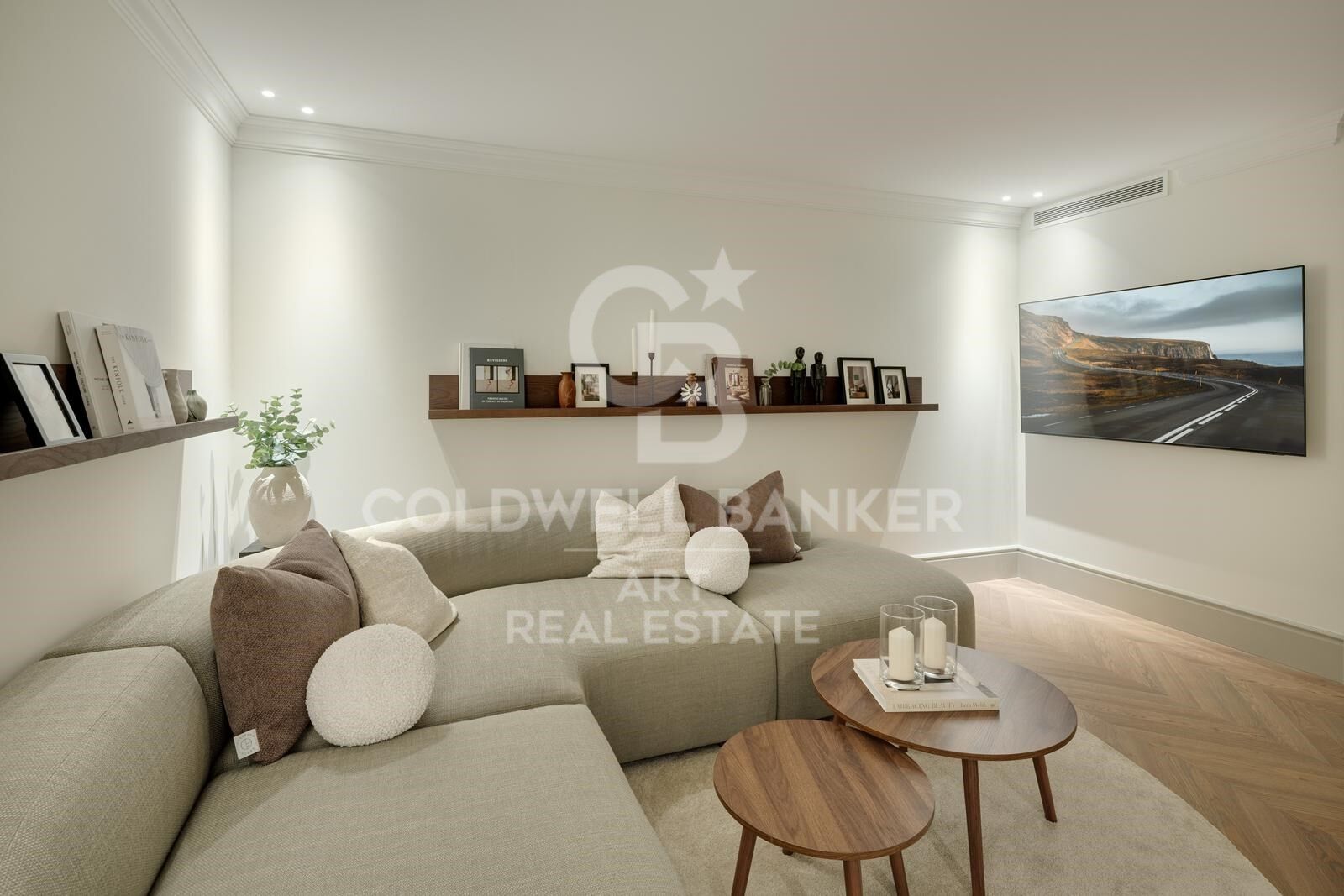 Villa a Benahavis, Malaga, Spagna 5 camere da letto, 695 mq. N° 157456
