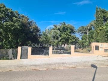 Zemes gabals Sant Cugat Del Valles, Barcelona, Spānijā 1000 m2 Nr. 157454
