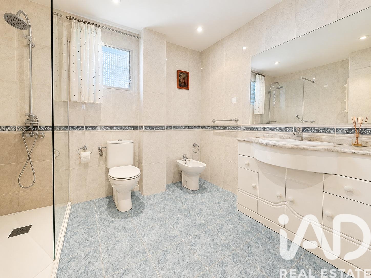 Apartment in Madrid, Spain 3 bedrooms, 97 sq.m. No. 172327