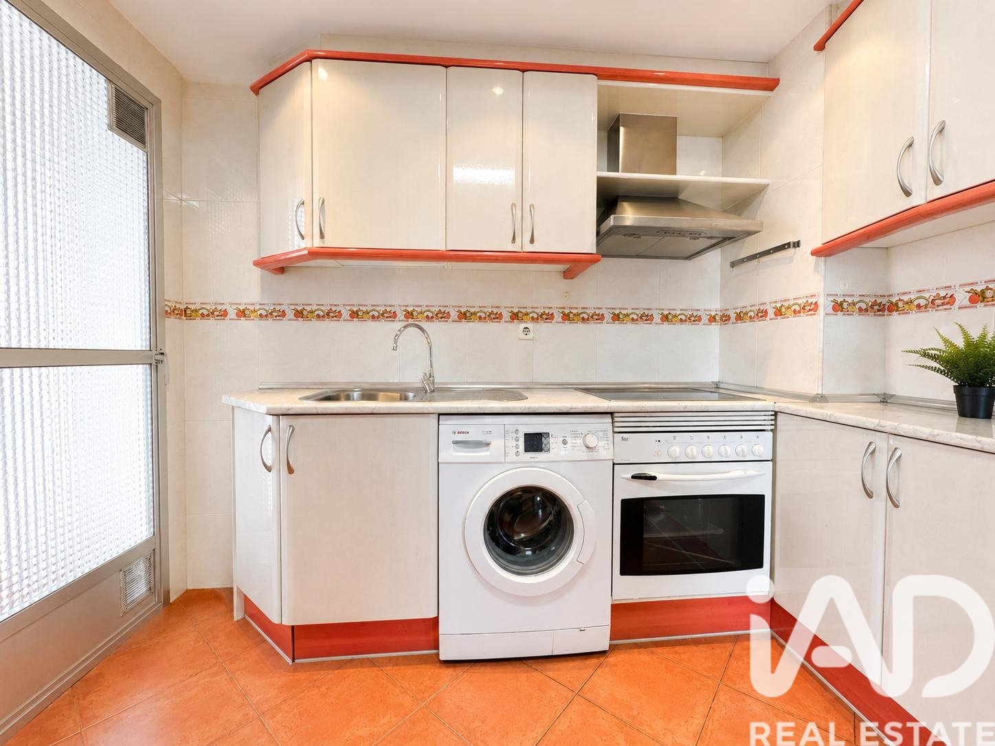 Apartment in Madrid, Spain 3 bedrooms, 97 sq.m. No. 172327