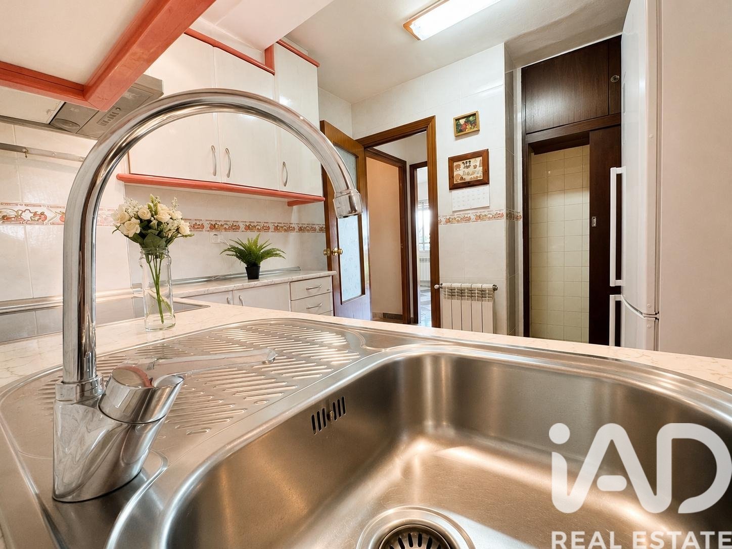 Apartment in Madrid, Spain 3 bedrooms, 97 sq.m. No. 172327