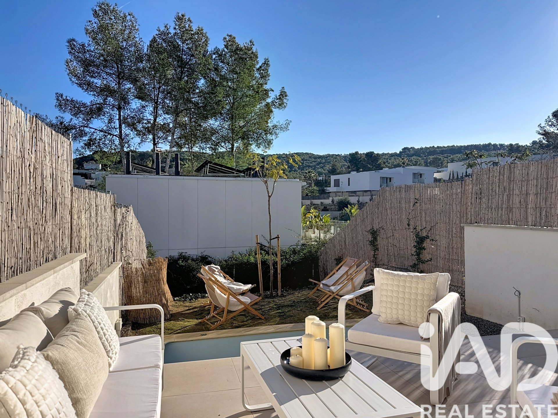 Lägenhet i Sant Pere de Ribes, Barcelona, Spanien 4 sovrum, 244 kvm. Nr. 172325
