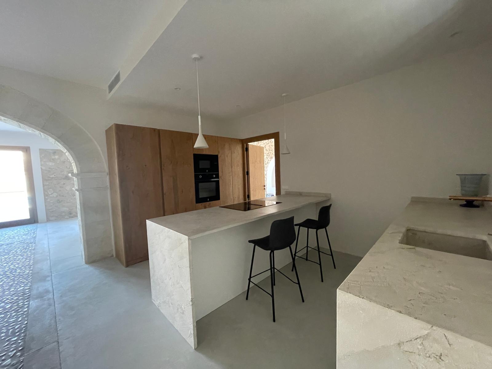 Casa adosada en Sa Pobla, Mallorca, España 5 dormitorios, 484 m2 No. 177313