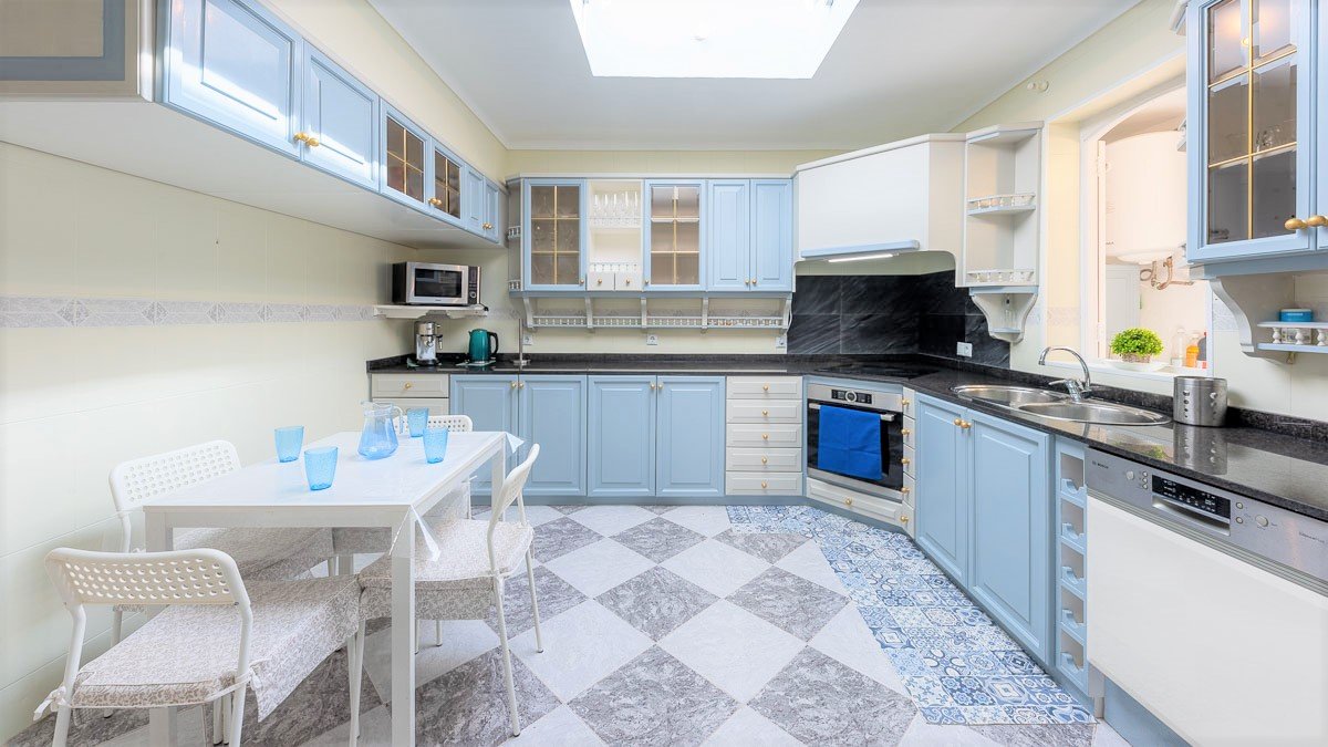 Apartamento en Alcudia, Mallorca, España 4 dormitorios, 200 m2 No. 177310