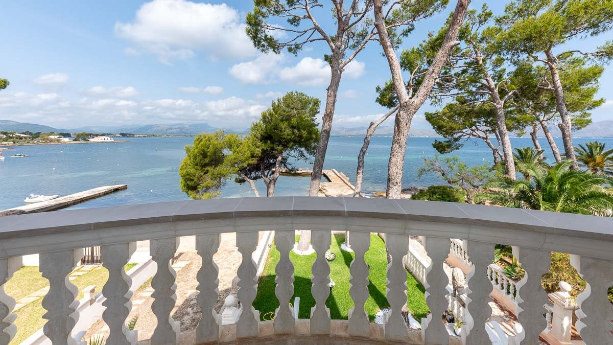 Apartamento en Alcudia, Mallorca, España 4 dormitorios, 200 m2 No. 177310