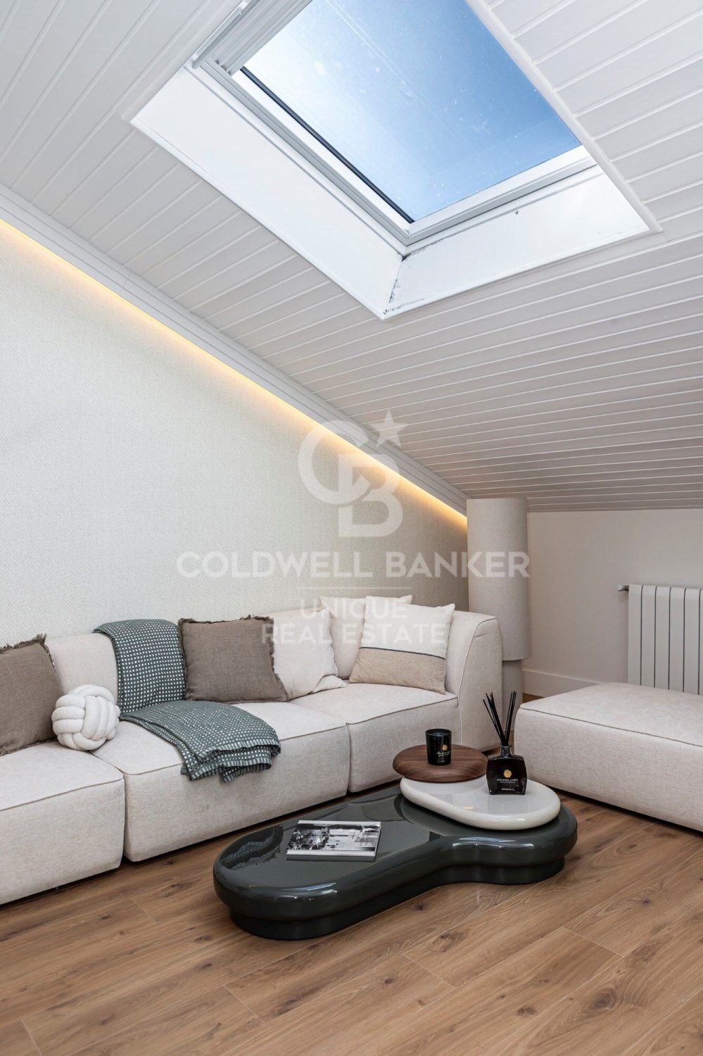 Apartment à Madrid, Espagne 1 chambre, 77 m2 No. 178776