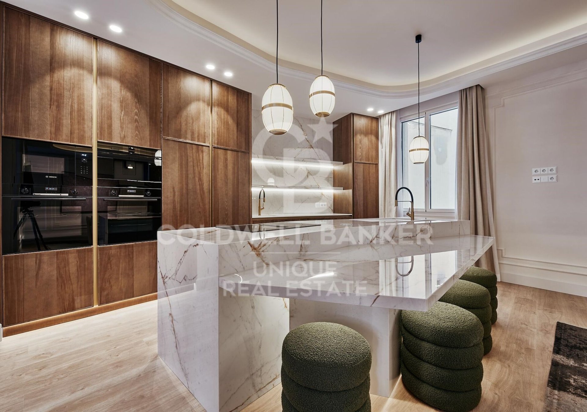 Wohnung in Madrid, Spanien 4 Schlafzimmer, 361 m2 Nr. 178775